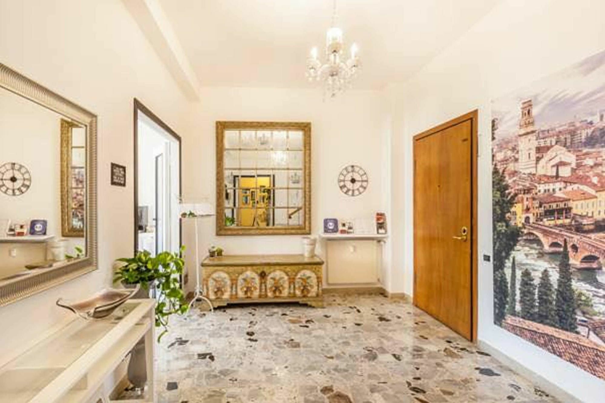 Attico Quarto Di Luna Верона Екстериор снимка